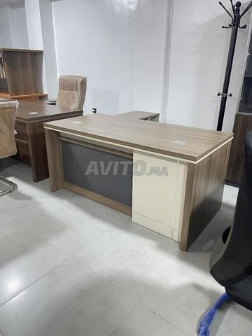 مكتب مدير عالي الجودة