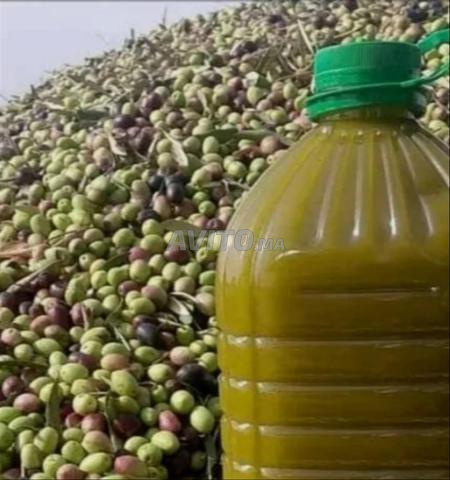 Huile d'olive vierge et nouvelle