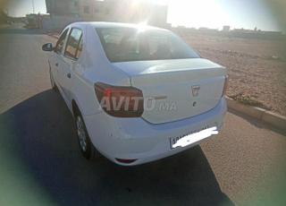 Dacia Logan essence 2020 4 cylindres