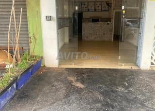 محل للإيجار في 2 مارس