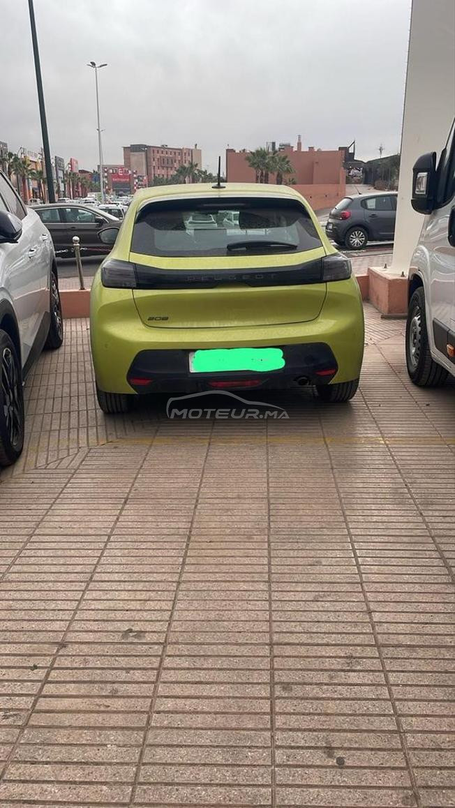 new Peugeot 208 style