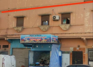 Appartement au deuxième étage avec terrasse