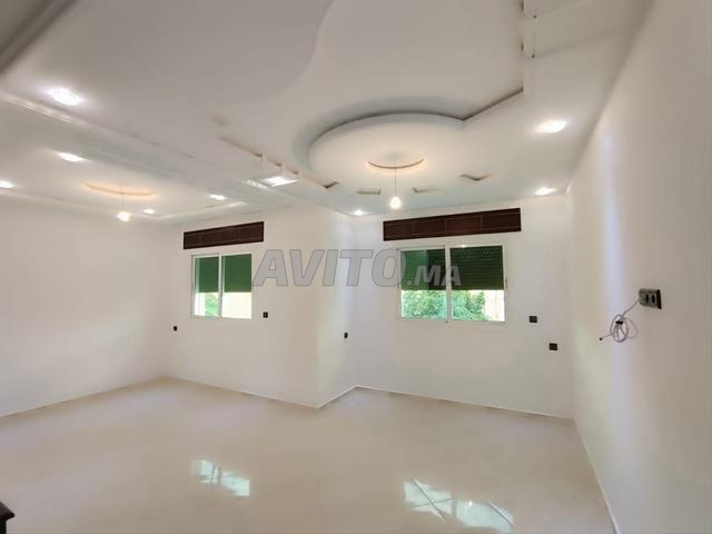 شقة للكراء في الطابق 1 بـ 3 غرف و 2 حمامات - تطوان