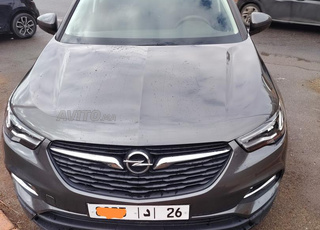 Opel Grandland très bon état