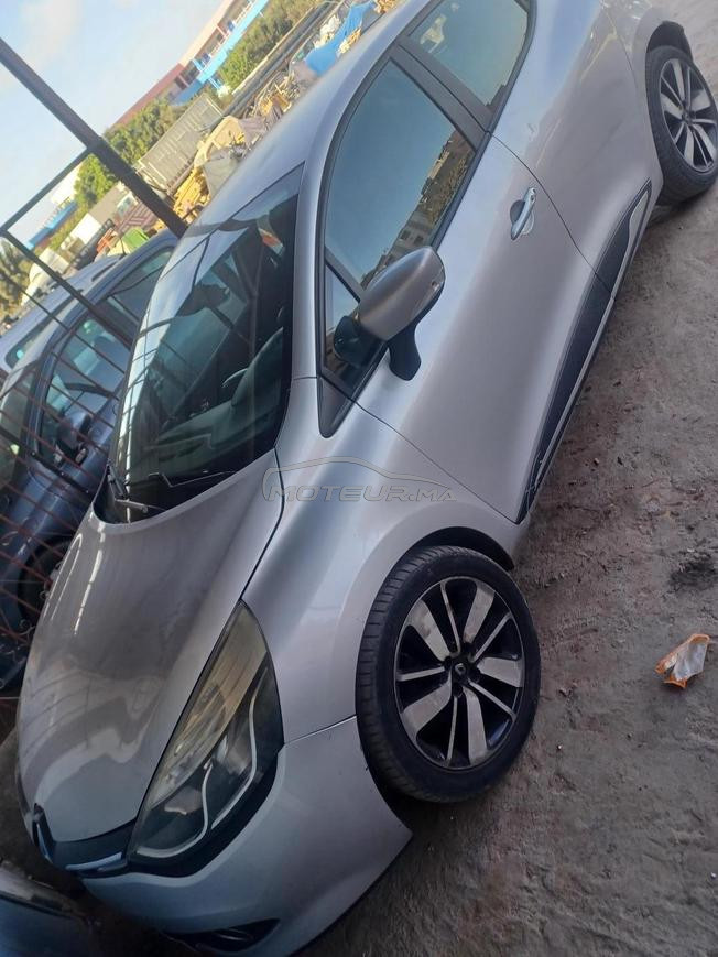  Clio intense Diesel Manuelle 2016 à Casablanca