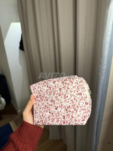 حقيبة مكياج زهرية جديدة تمامًا - 2