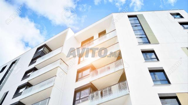 مبنى للبيع بمساحة 1000 متر مربع في مركز طنجة