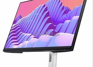 شاشة ديل P2722H