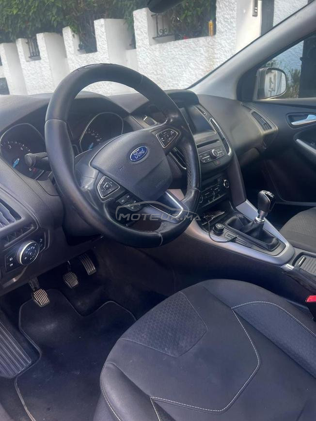 vente Ford focus très bonne état 