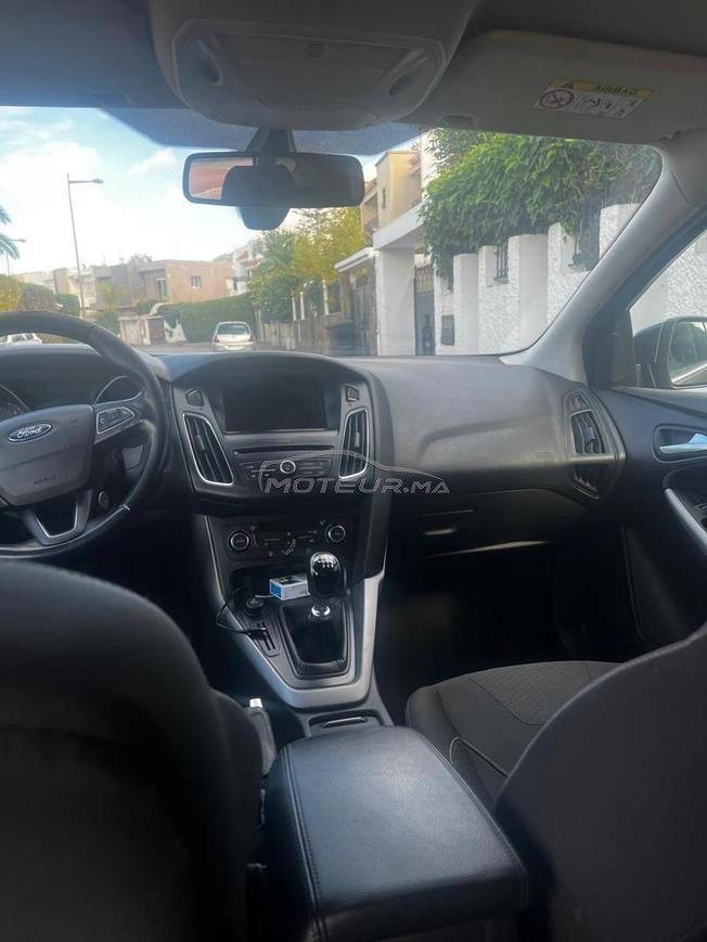 vente Ford focus très bonne état 