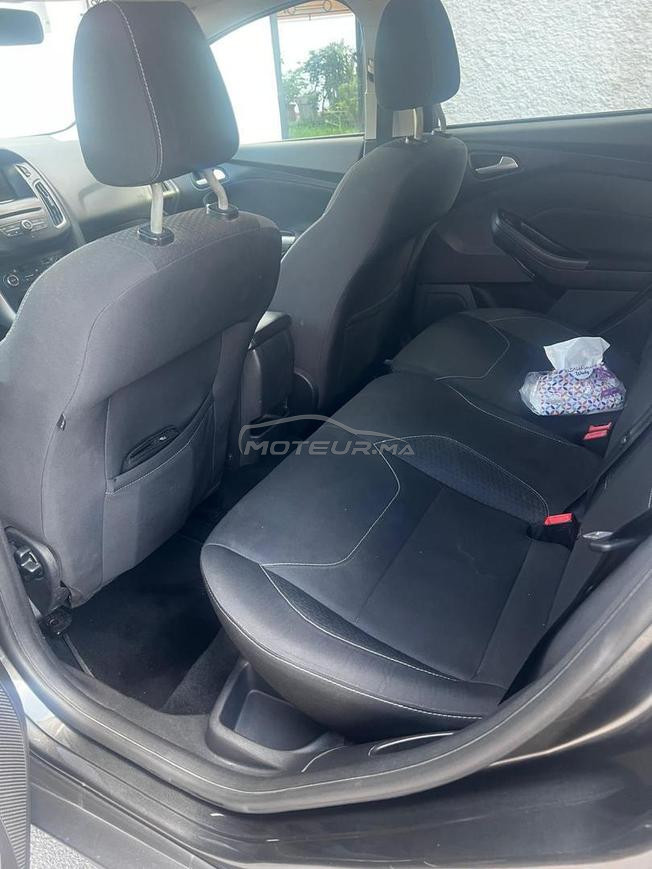 vente Ford focus très bonne état 