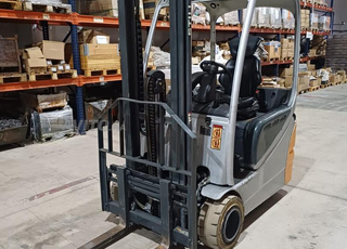 رافعة شوكية STILL (Clark) مستوردة من أوروبا