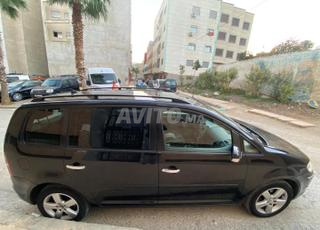 Volkswagen Touran ديزل أوتوماتيكي 2008