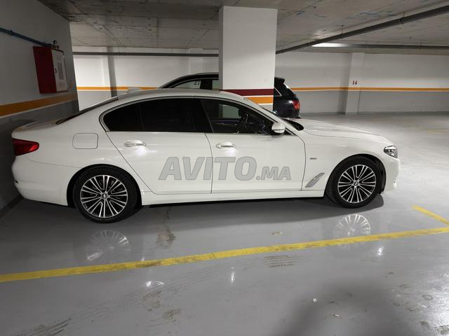 BMW Série 5 Diesel Automatique 2017 à Casablanca