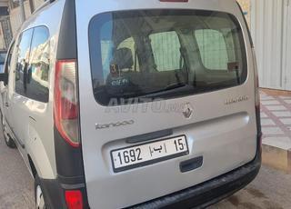 Renault Kangoo Diesel Manuelle 2015 في فاس