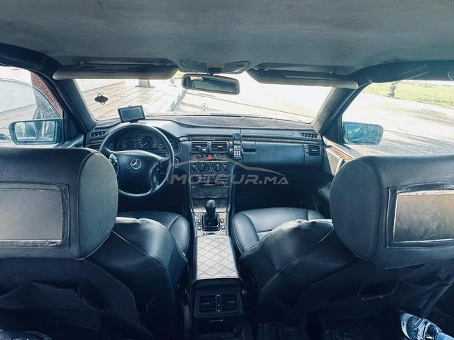 Mercedes-Benz E250