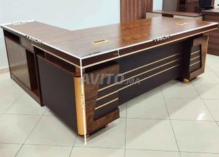 مكتب إدارة بتصميم عصري، جودة عالية