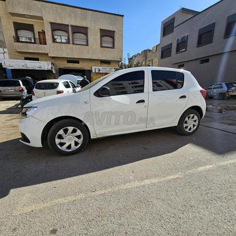 داسيا سانديرو 2020 6 حصان يدوية - 2