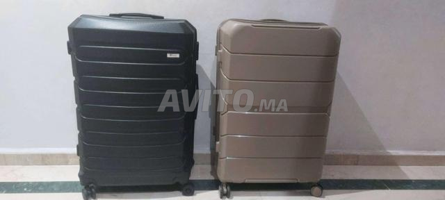 حقيبة سفر للبيع بحجم السفر 70/45