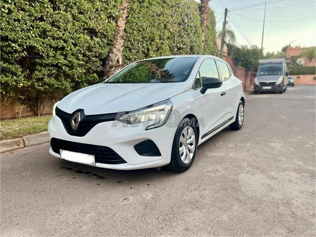 رونو كليو 5 بنزين أوتوماتيكية 2022