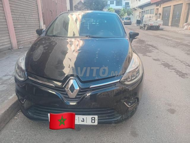 كليو 4 موديل 2019 علبة السرعة أوتوماتيكية كم 160 ألف