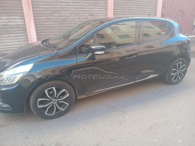Clio 4 model 2019 boit automatique km 160k