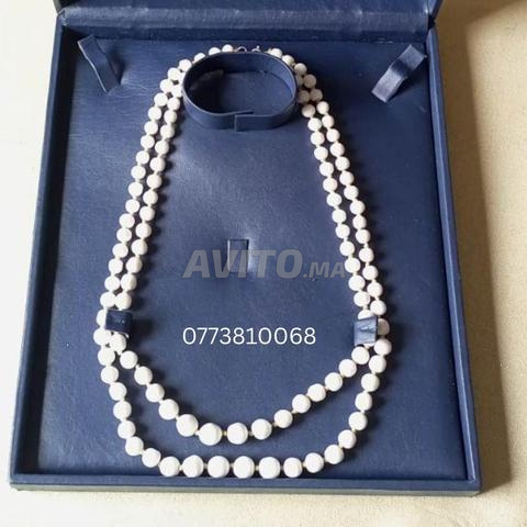 طقم عقدين (2) من الكورال الطبيعي 100% بقفل فضة 925