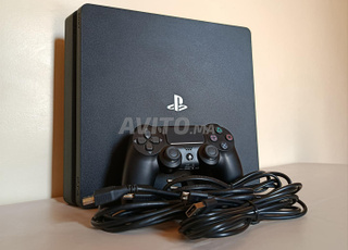 PS4 Slim 1TB Flashée | Manette originale | 3Câbles