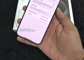 iphone 15 pro max 256Gb très bon état