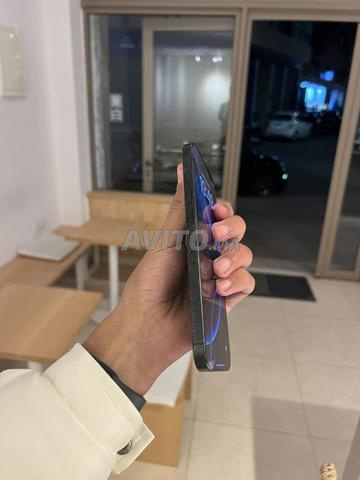 Je mets en vente mon iPhone 16 Pro Max - 2