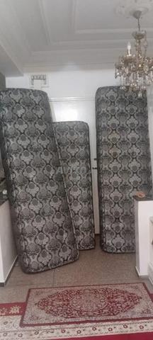 3 مظلات خفاف