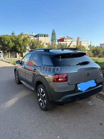 Citroën C4 Diesel Automatique 2018 à Casablanca - 2