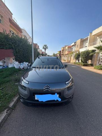 Citroën C4 Diesel Automatique 2018 à Casablanca