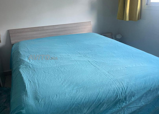 Cadre de lit avec 2 chevet 1,40/2,00