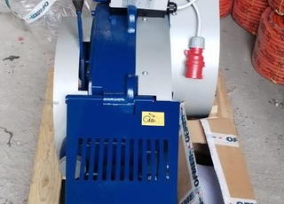 مقص حديد التسليح