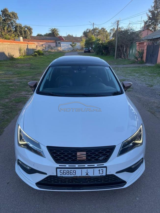 Seat Leon Diesel Manuelle 2018 à Benslimane