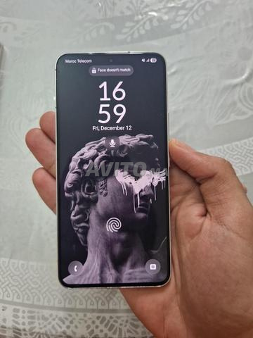 Samsung Galaxy S22 5G 8GB 256GB – Rare Docomo