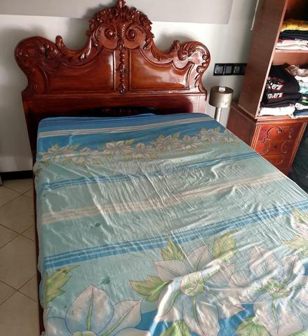 غرفة نوم للبيع