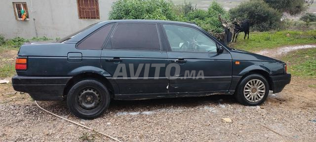 Voiture à vendre à un prix très raisonnable Golf Bssat modèle 19