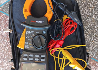 pince ampèremètre analyseur triphasé