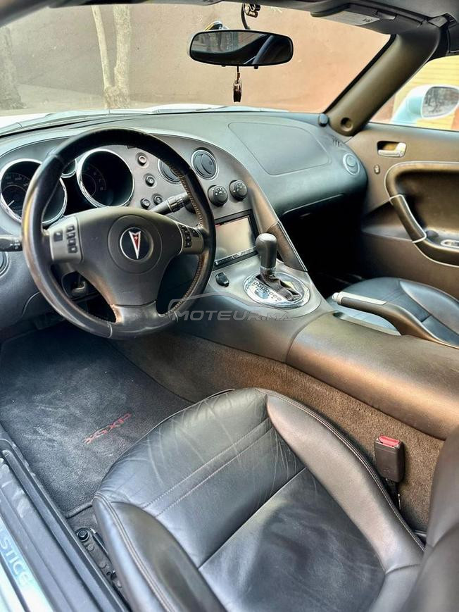 Pontiac solstice a vendre essence modèle fin 2008