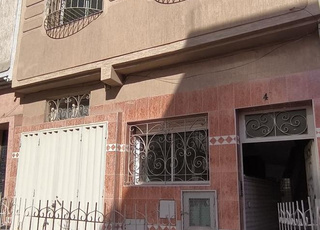 Une maison pour famille