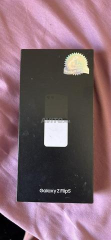 Samsung galaxy z flip 5