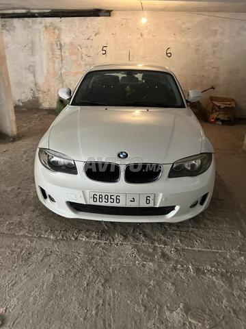 BMW Série 1 Essence Manuelle 2011 à Rabat