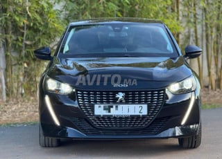 Peugeot 208 automatique 2021