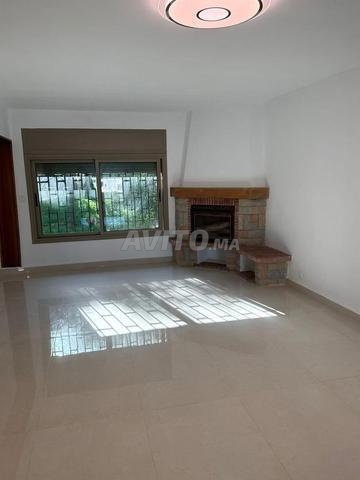 TRIPLEX A LOUER À QURTIER EL MANAR - 2