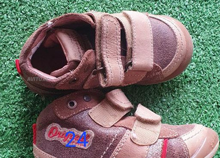 Chaussure pour bébé 🚼 original 🇬🇧.