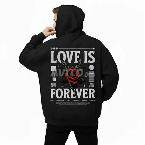 Love is forever | هودي فضفاض