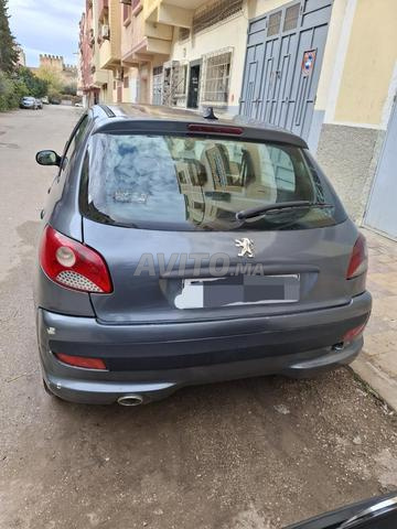 Peugeot 206 Essence Manuelle 2009 à Meknès