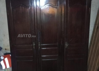 خزائن ملابس